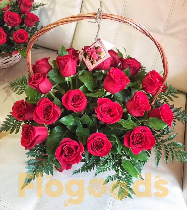Корзина «Донна роза» за 12 521 руб.